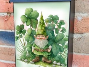 St. Patrick Day Gnome #8 Colonial Mailbox Cover
