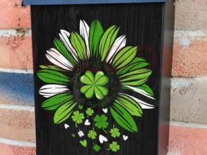 St. Patrick Day Shamrock Sunflower Colonial Mailbox Cover