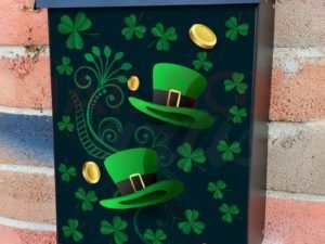 St. Patrick Day Hat and Shamrocks #2 Colonial Mailbox Cover