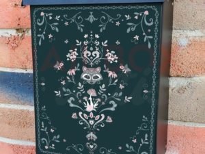 Raccoon Folklore Design Colonial Mailbox Cover