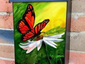 Daisy and a Butterfly Colonial Mailbox Cover