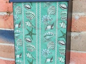 Seaside Cottage Pattern Colonial Mailbox Cover