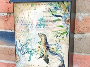 Vintage Seal and Flowers Colonial Mailbox Cover