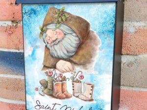 Saint Nicholas Colonial Mailbox Cover