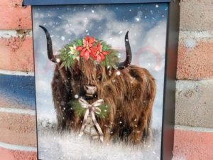 Festive Highland Cow Colonial Mailbox Cover
