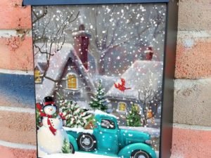 Heirloom Pickup Truck with Snowman Colonial Mailbox Cover