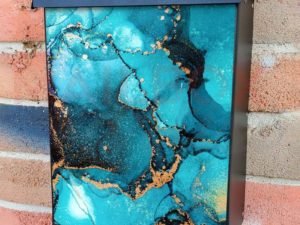 Blue Marble Design Colonial Mailbox Cover