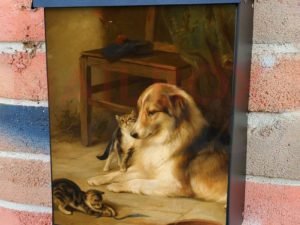 The New Best Friend Colonial Mailbox Cover