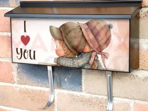 Cute Kids in Love #2 Townhouse Mailbox Cover