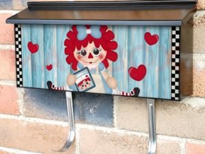 Valentine's Raggedy Ann and Andy #1 Townhouse Mailbox Cover