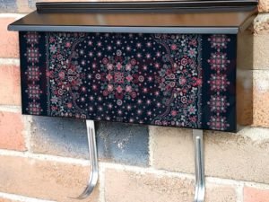 Pretty Folklore Floral Design Townhouse Mailbox Cover