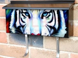 Majestic White Tiger Townhouse Mailbox Cover