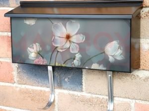 Blooming White Flowers Townhouse Mailbox Cover