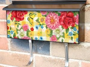 Pioneer Woman Rose Garden #2 Townhouse Mailbox Cover
