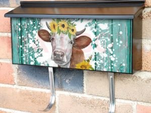 Sunflower Cow Design on Wood Patter Townhouse Mailbox Cover