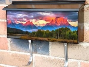 Mighty Mount Moran Townhouse Mailbox Cover