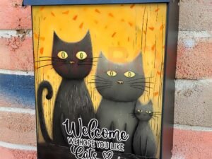 We Hope You Like Cats Colonial Mailbox Cover