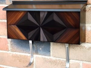 Beautiful Wood Quilt Design Townhouse Mailbox Cover
